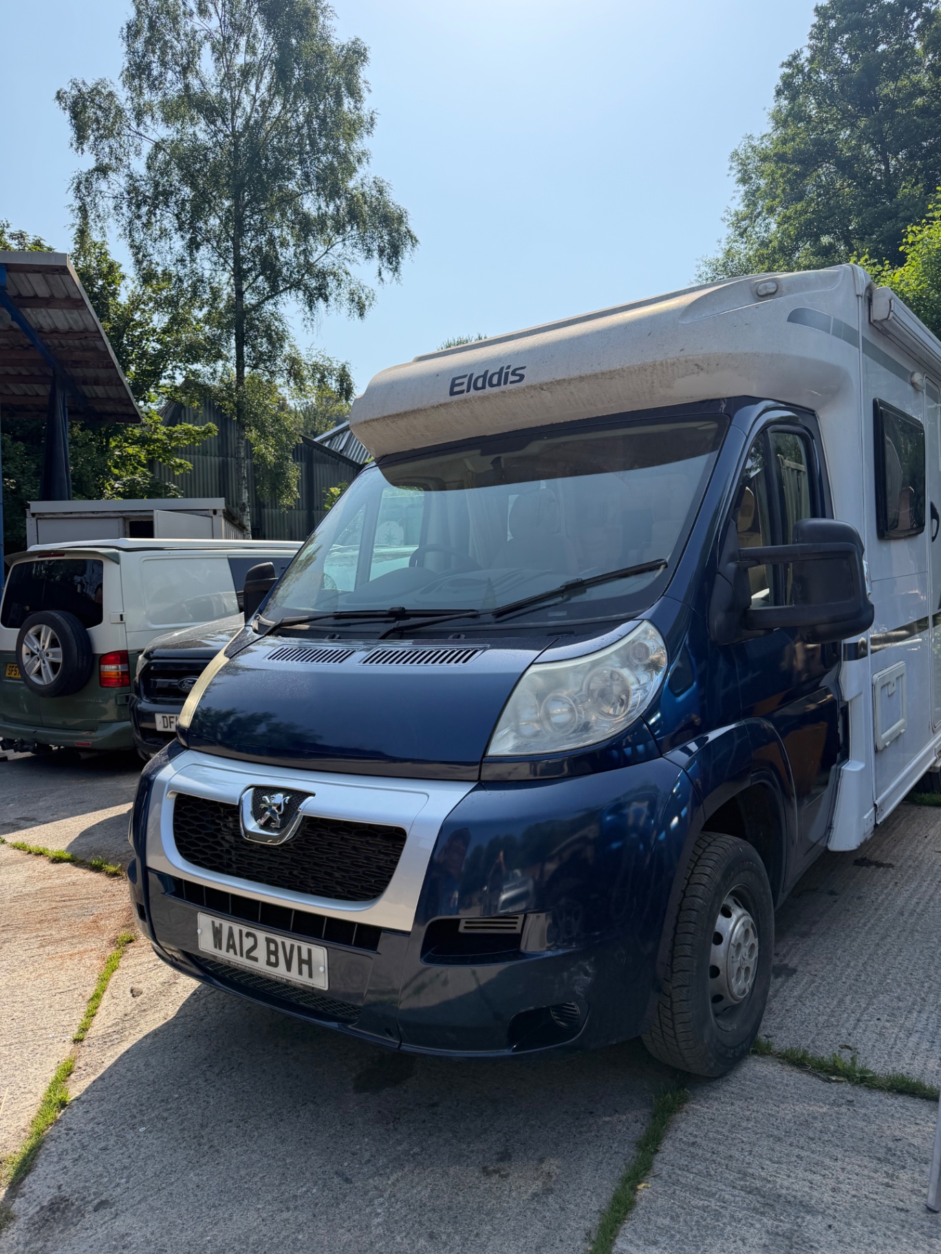 Motorhome Front-End Refinish after repair by JDP Autobody